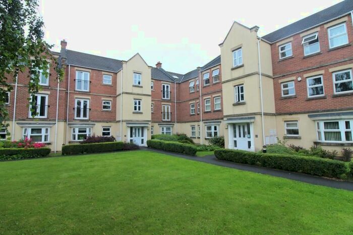 2 Bedroom Flat To Rent In Whitehall Croft, Leeds, LS12