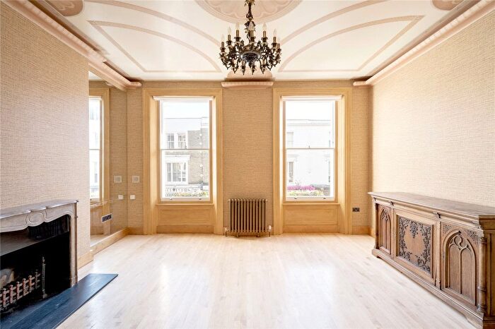 3 Bedroom Property To Rent In Kensington Park Road, London, W11