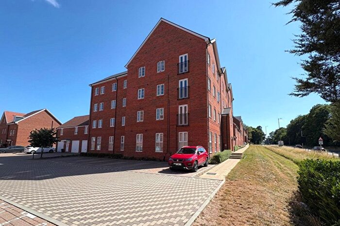 2 Bedroom Flat For Sale In Charteris Close, Wellesley, Aldershot, Hampshire, GU11