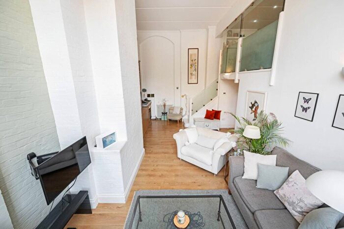 2 Bedroom Flat For Sale In Bow Brook House, Gathorne Street, Bethnal Green, London, E2