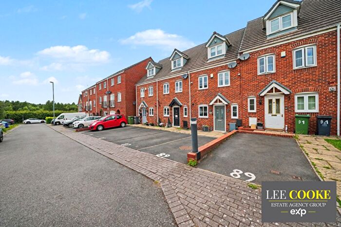 3 Bedroom Terraced House For Sale In Windrush Close, Pelsall, Walsall, WS3