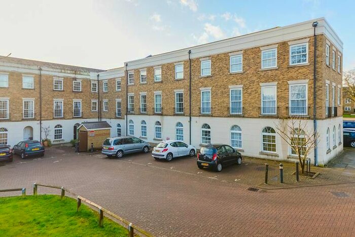 2 Bedroom Flat To Rent In Kingswood House, Marigold Way, Maidstone ME16