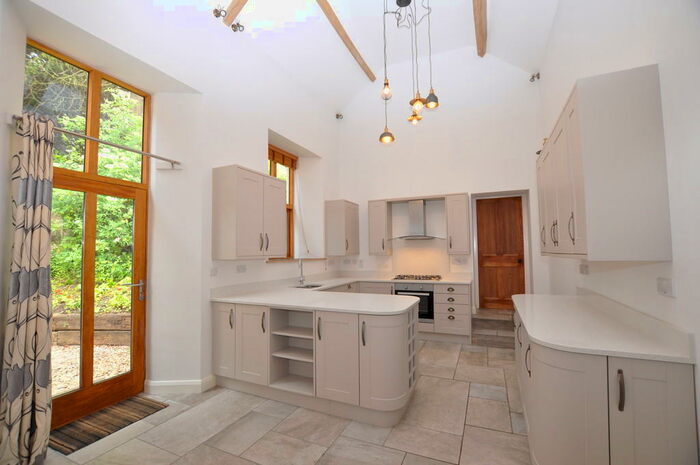 3 Bedroom Apartment To Rent In Christchurch, GL16