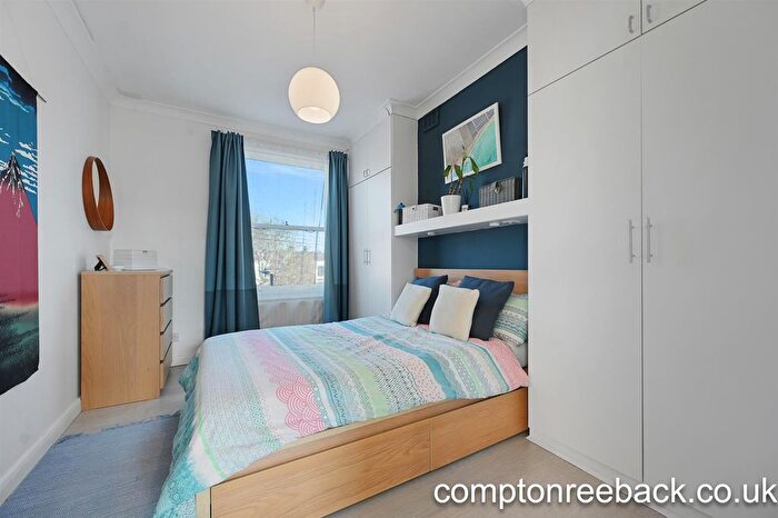 2 Bedroom Maisonette To Rent In Ashmore Road, Maida Vale, W9