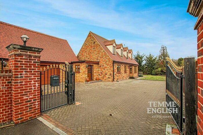 4 Bedroom Detached House To Rent In Mundon Road, Mundon, CM9