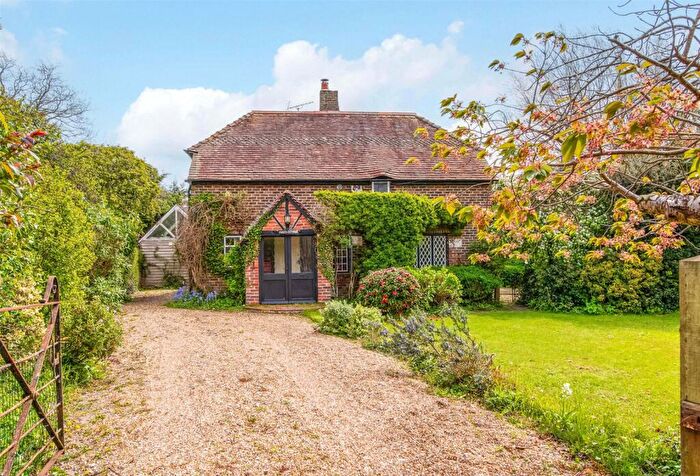 3 Bedroom Detached House For Sale In School Lane, Nutbourne, Chichester, West Sussex, PO18