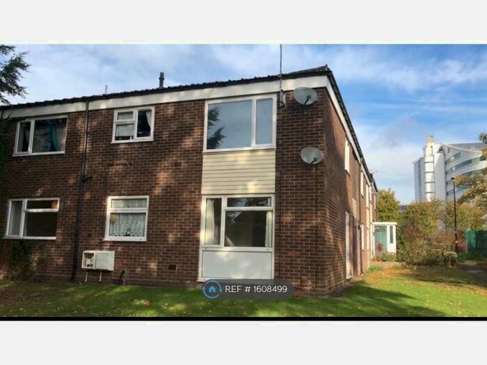 2 Bedroom Maisonette To Rent In Underwood Close, Edgbaston, Birmingham, B15