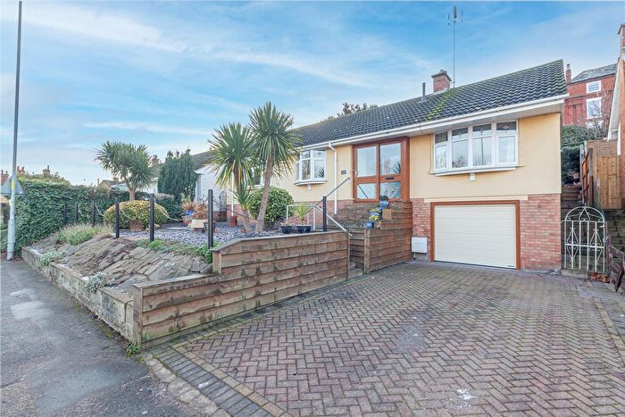 3 Bedroom Detached Bungalow For Sale In Hylton Road, Worcester, WR2