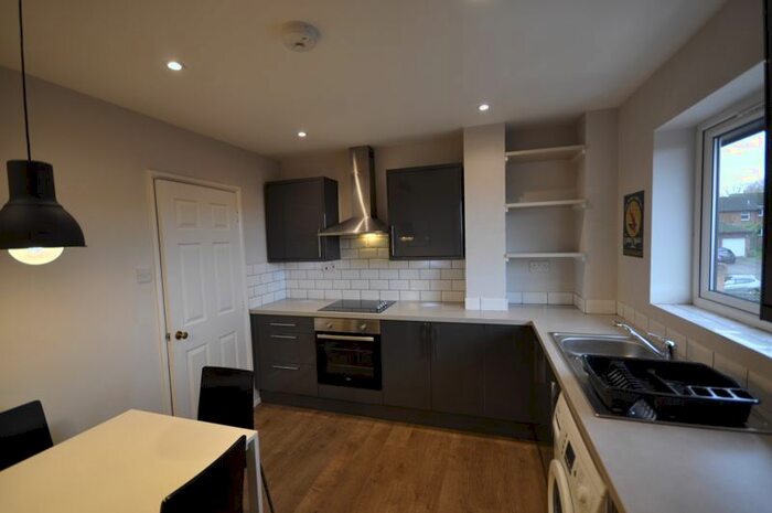 2 Bedroom Flat To Rent In King George Close, Charlton Kings, Cheltenham, GL53