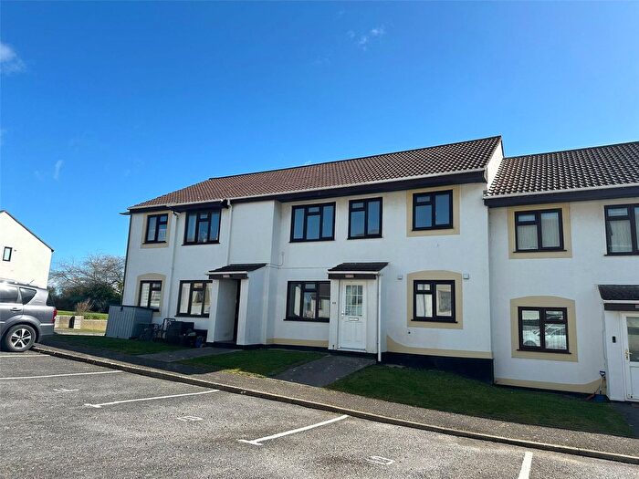 2 Bedroom Flat For Sale In Knoll Park, South Road, Burnham-On-Sea, Somerset, TA8