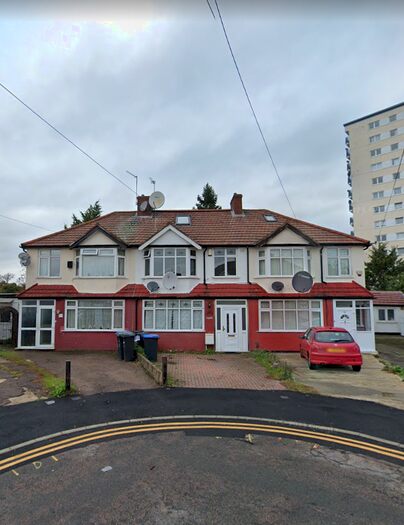 2 Bedroom Flat To Rent In Orchardleigh Avenue, Enfield, Middlesex, EN3