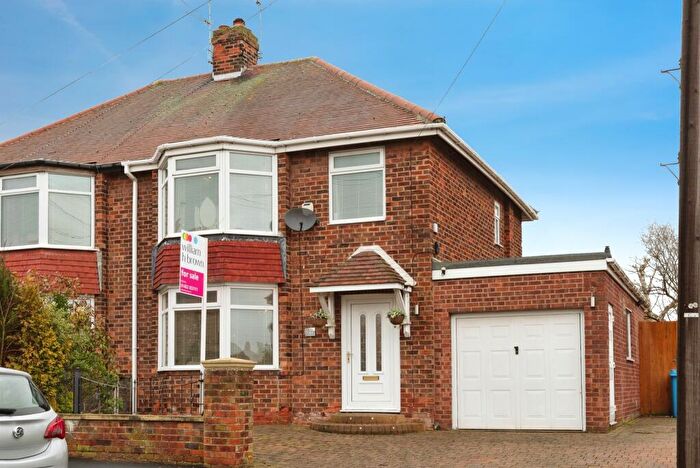 3 Bedroom Semi-Detached House For Sale In Fairfield Avenue, Kirk Ella, Hull, HU10