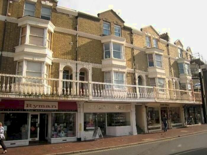 1 Bedroom Flat To Rent In Monson Colonnade, Monson Road, Tunbridge Wells, TN1