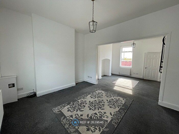 2 Bedroom End Of Terrace House To Rent In Southwick Road, Sunderland, SR5