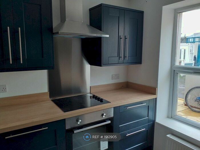 3 Bedroom Terraced House To Rent In Little George Street, Weston Suoer Mare, BS23