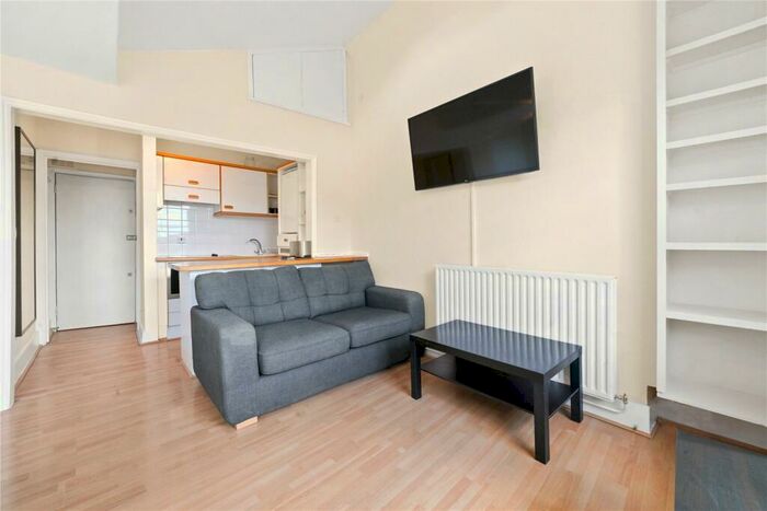 Flat To Rent In Belgrave Gardens, St John's Wood, NW8