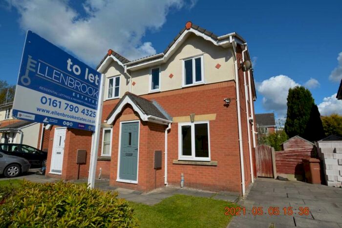 2 Bedroom Semi-Detached House To Rent In Hawfinch Grove, Worsley, M28