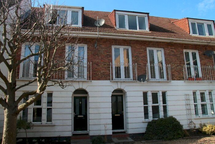 3 Bedroom Terraced House To Rent In Robinscroft Mews, London, SE10