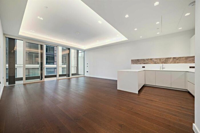 2 Bedroom Flat To Rent In Casson Square, London, SE1