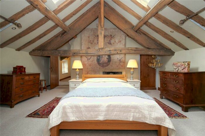 3 Bedroom Detached House For Sale In Heights Lane, Eldwick, West Yorkshire, BD16