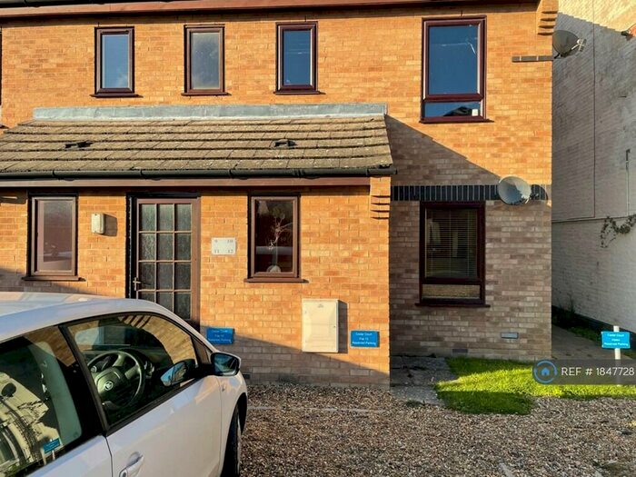 1 Bedroom Flat To Rent In Cedar Court, Soham, Ely, CB7
