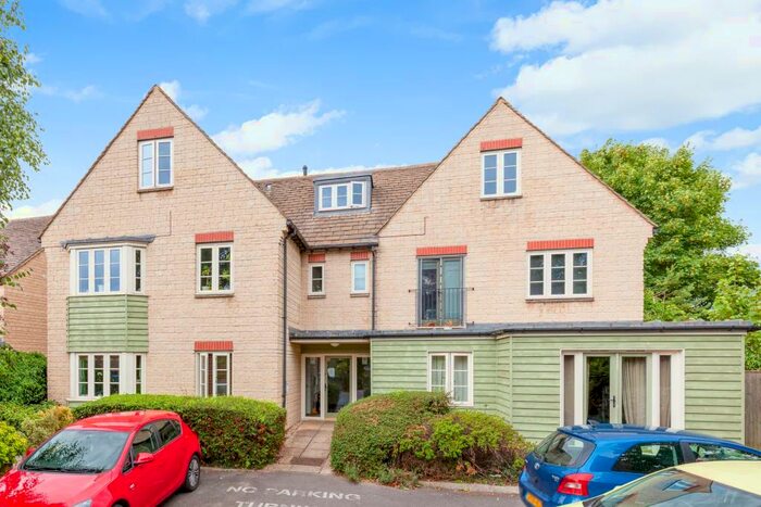 1 Bedroom Apartment To Rent In B High Street, Witney, Oxfordshire, OX28