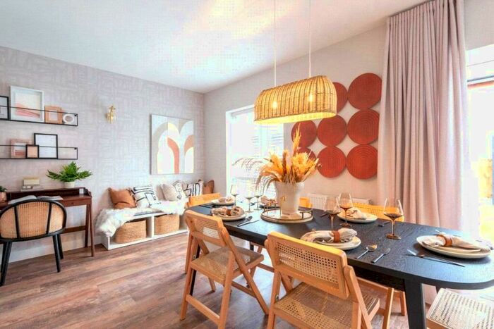 3 Bedroom Semi-Detached House To Rent In Firenza Avenue, Glisk, Ellesmere Port, Cheshire, CH65