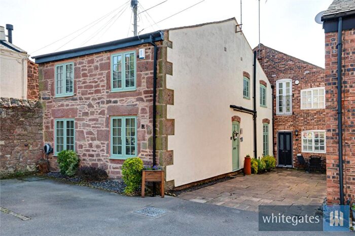 3 Bedroom Semi Detached House For Sale In Churchward Court, Woolton, Liverpool, L25