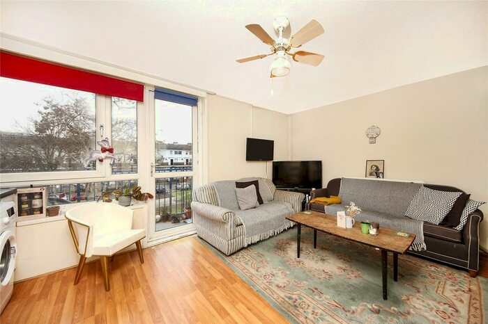 3 Bedroom Maisonette To Rent In Mandarin Court, Edward Street, London, SE8