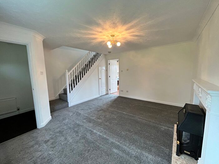 3 Bedroom Property To Rent In Chatsworth Drive, Doncaster, DN11