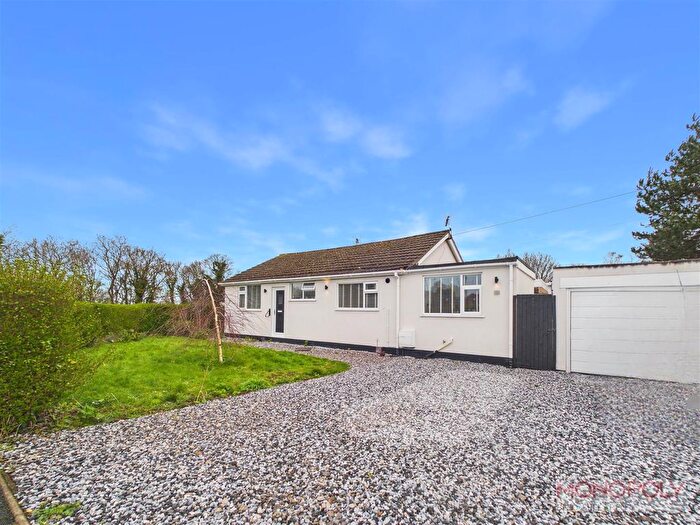2 Bedroom Semi Detached Bungalow For Sale In Redland Close, Gresford, Wrexham, LL12