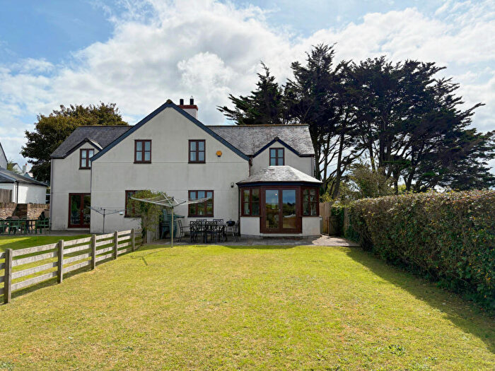 3 Bedroom Semi-Detached House For Sale In Puffin Cottage, Rock Road, PL27