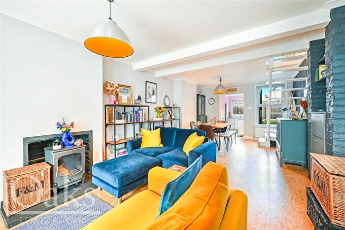 2 Bedroom Terraced House For Sale In Alpha Road, East Croydon, CR0