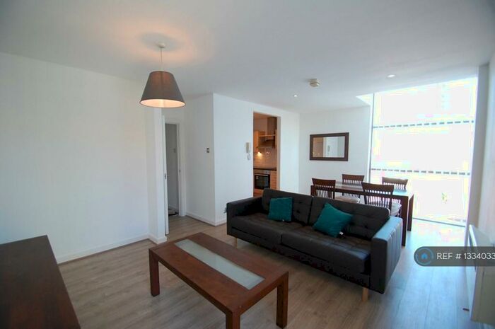 2 Bedroom Flat To Rent In Deansgate, Manchester, M3