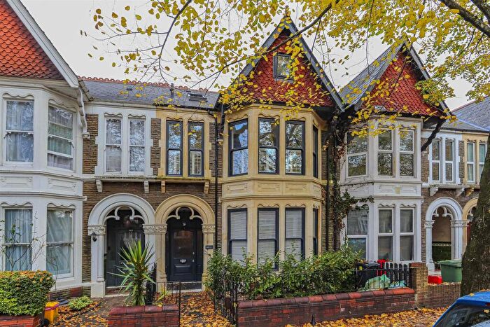 2 Bedroom Apartment To Rent In Albany Road, Roath, CF24
