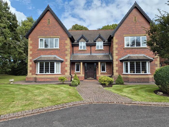 5 Bedroom Detached House For Sale In Vicarage Close, Wrea Green, PR4