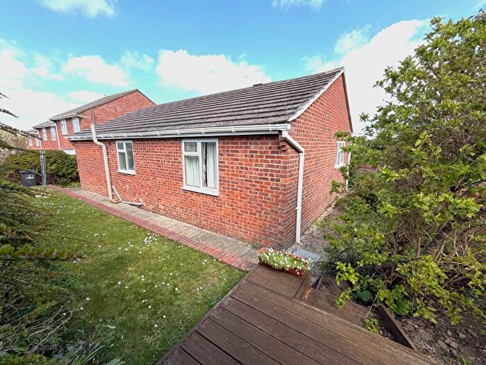 2 Bedroom Detached Bungalow For Sale In Mariners Drive, Swanage, Dorset, BH19