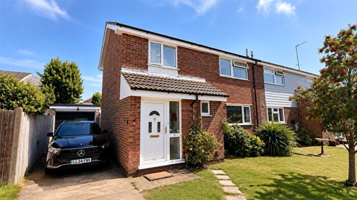 3 Bedroom Semi-Detached House To Rent In Ennerdale Close, IP11