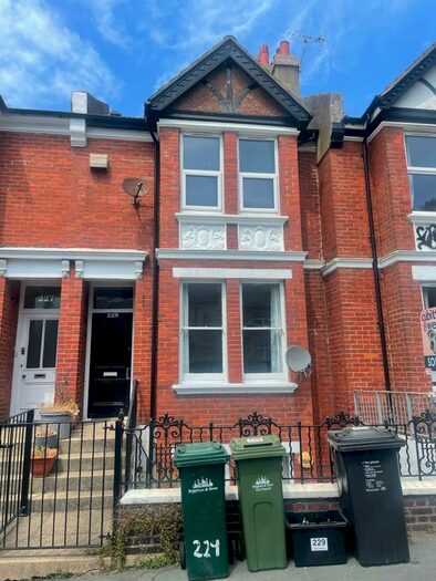 2 Bedroom Flat To Rent In Elm Grove, Brighton, BN2