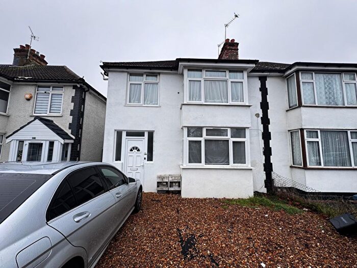 1 Bedroom Flat To Rent In Eastcote Lane, Harrow, HA2