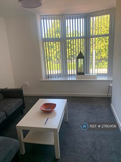 1 Bedroom Flat To Rent In Talbot Road, Stretford, Manchester, M32