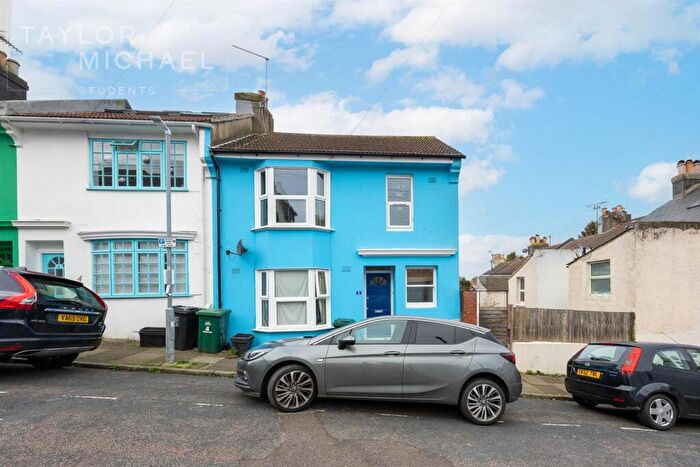 4 Bedroom End Of Terrace House To Rent In Cromwell Street, Brighton, BN2