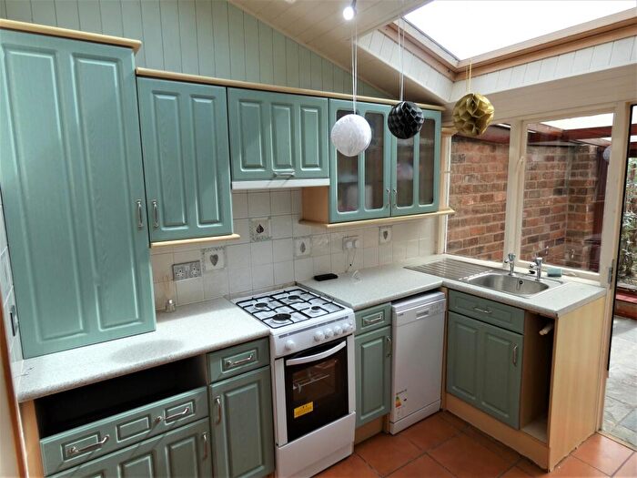 3 Bedroom Terraced House To Rent In Newton Street, Mansfield, NG18