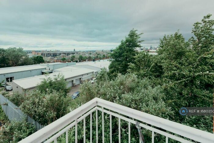 2 Bedroom Flat To Rent In Caryl Street, Liverpool, L8