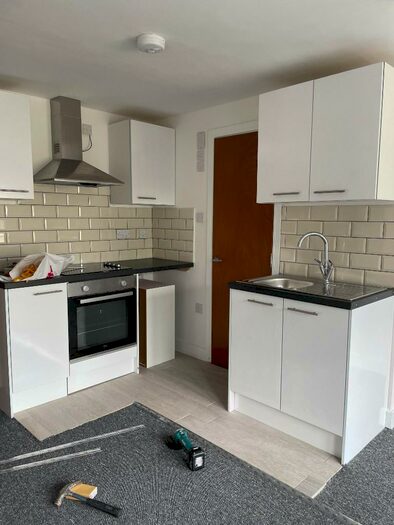 Studio To Rent In [F-] A Rockstone Lane, Southampton, Hampshire, SO14