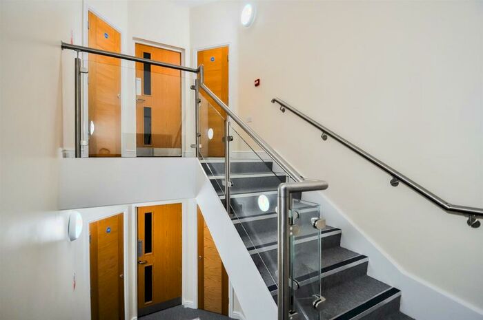 1 Bedroom Flat To Rent In Norfolk Road, Maidenhead, SL6