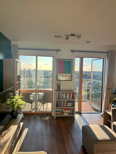 1 Bedroom Flat For Sale In Vickers House, South Street, Romford, RM1