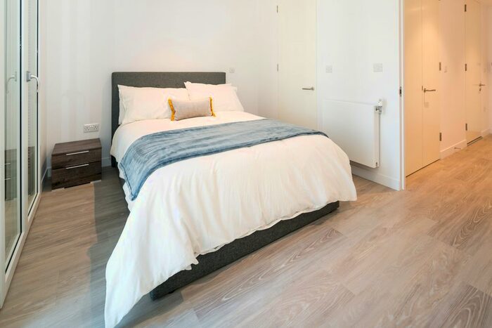 1 Bedroom Flat To Rent In Pressing Lane, Hayes, UB3