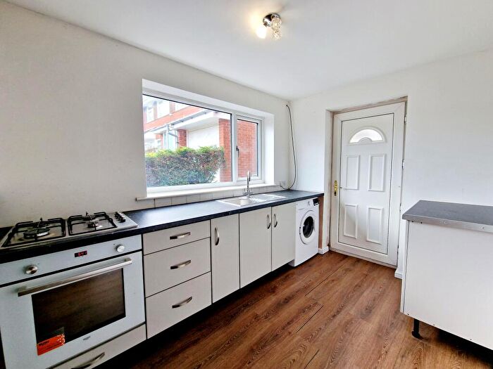 3 Bedroom Semi-Detached House To Rent In Openshaw Drive, BB1