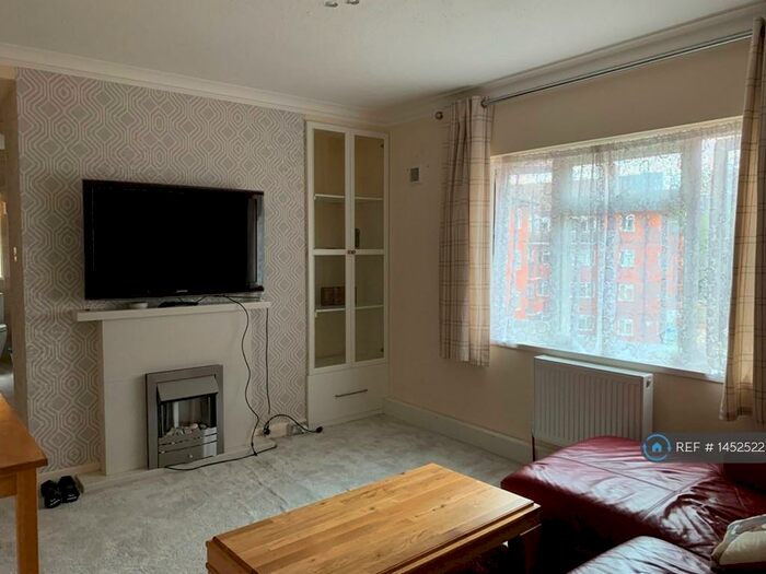 1 Bedroom Flat To Rent In North End Road, Wembley, HA9